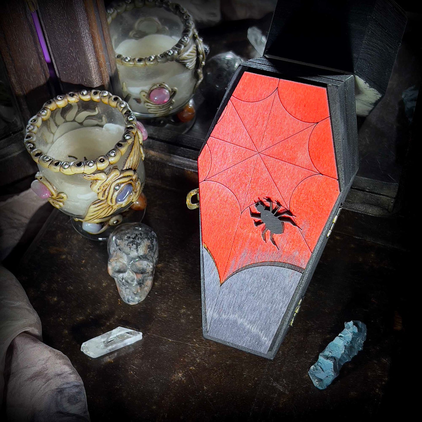 Gothic Spiderweb Spider Coffin Boxes Hinged; coffin box; treat box; trinket box; gothic; spooky; Halloween; wood; Melasdesign Handmade; red black; gift idea