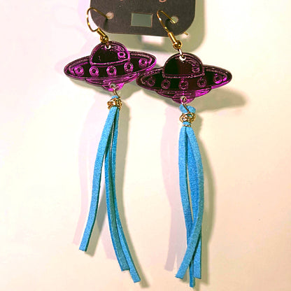 Arriving UFO Earrings Tractor Beam Tassels; earrings on earring card; Melasdesign