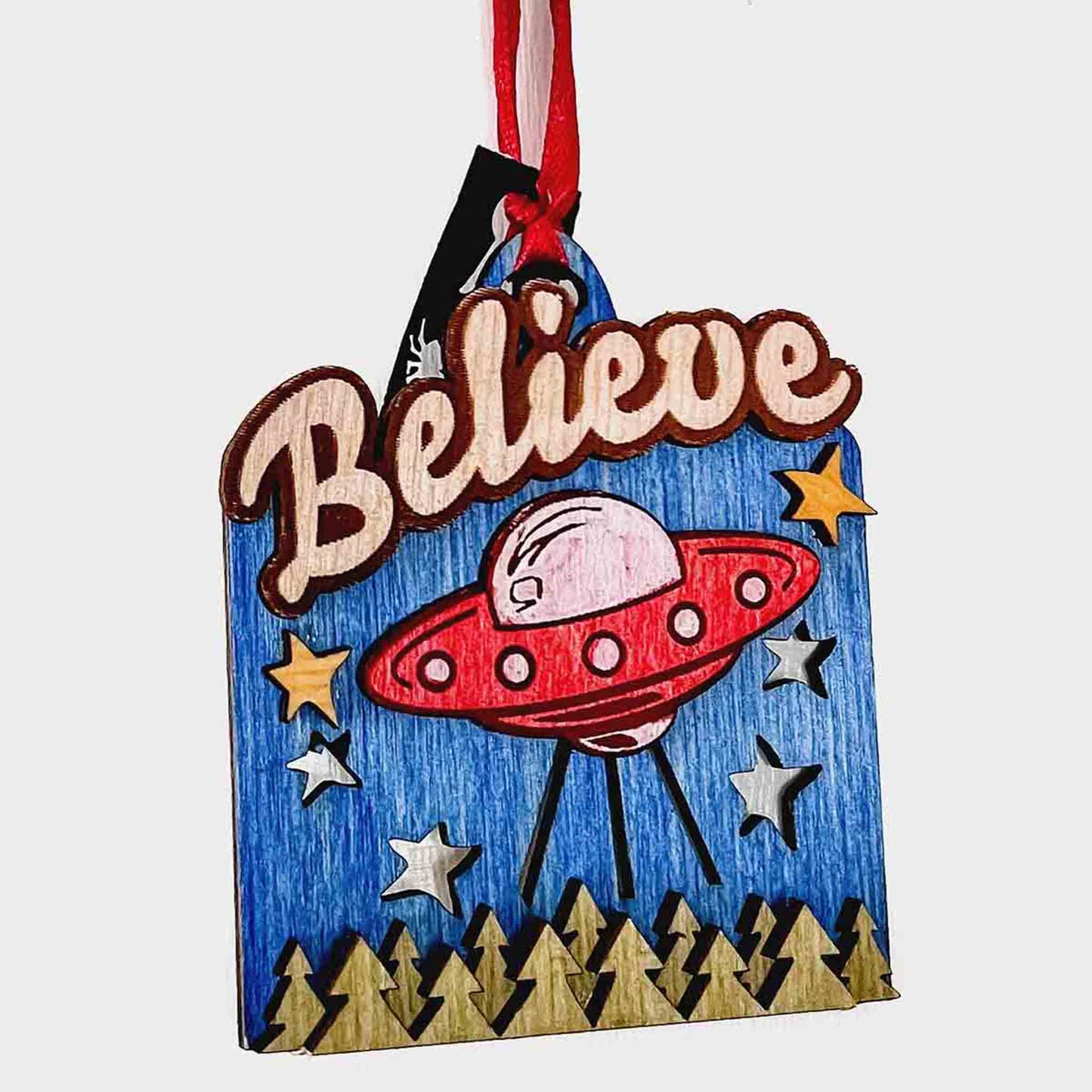 believe UFO ornament; Believe UAP Ornament; UFO hanging decor; Melasdesign Handmade; retro; sci-fi gift idea; classic UFO ornament; 