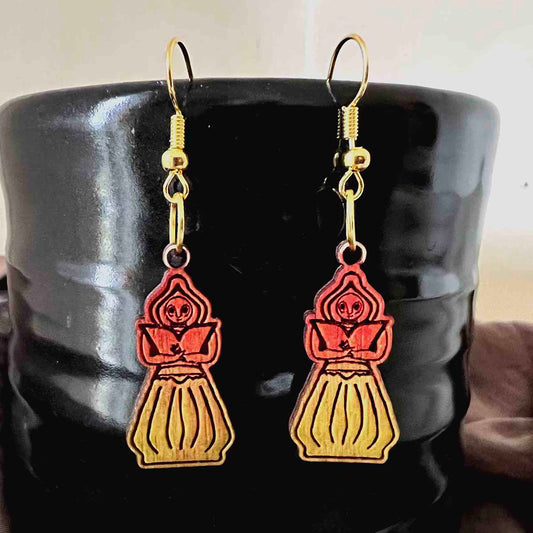 Flatwoods Monster Cryptid Earrings in Red Green; cryptid collection; Melasdesign Handmade Darkness; Braxie earrings; Braxton County Monster Earrings; cryptid earrings; West Virginia; Melasdesign Handmade Darkness; folklore; alien