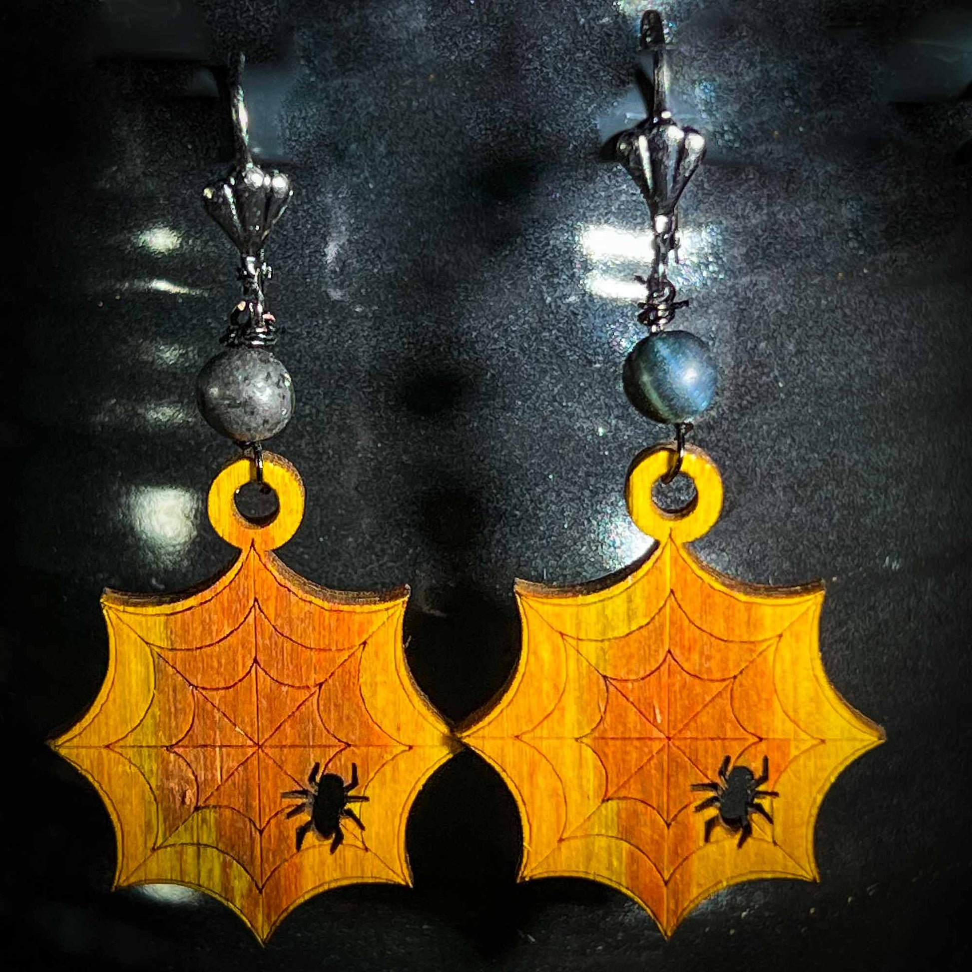 Halloween Spiderweb Earrings Orange Black; Melasdesign Handmade; gothic; witchy; Halloween; jewelry; earrings