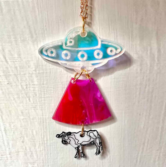 UFO Cow Abduction Necklace; sci-fi jewelry; sci-fi fan gift; Melasdesign Handmade Darkness; funny; UFO jewelry; UFO necklace